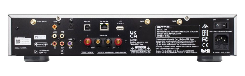 Panel trasero con conexiones Rotel S14